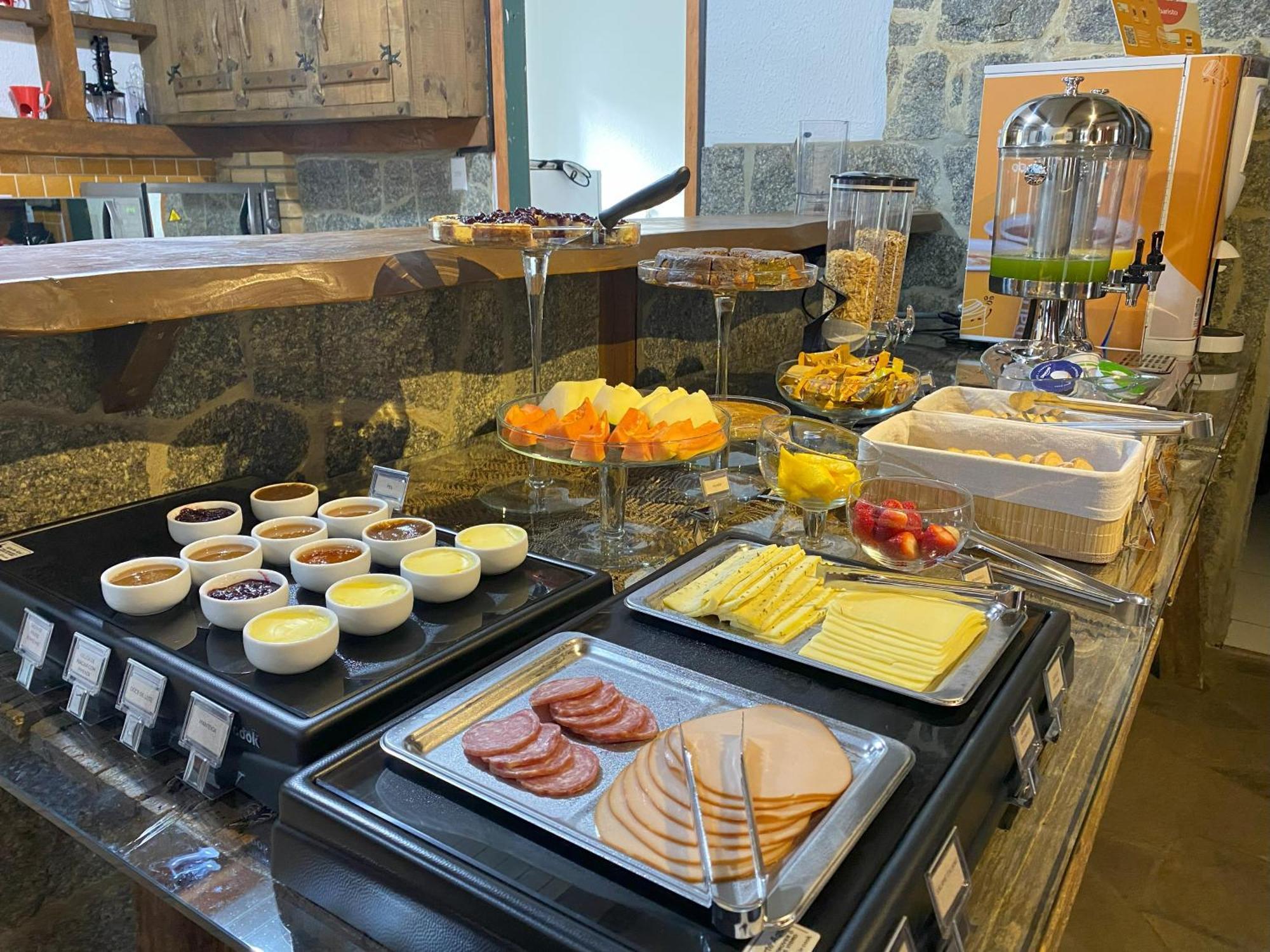 Hibisco Home Hotel 우루비시 외부 사진